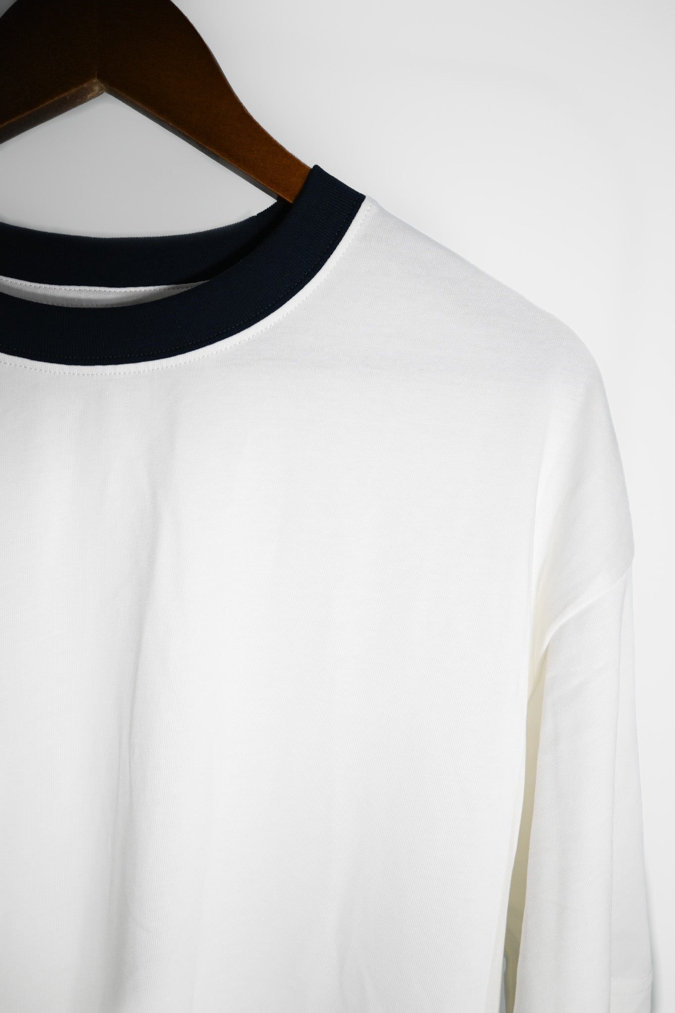 Simply . เสื้อยืดโอเวอร์ไซส์ชาย ปักลาย (สีชมพู) [250 gsm]