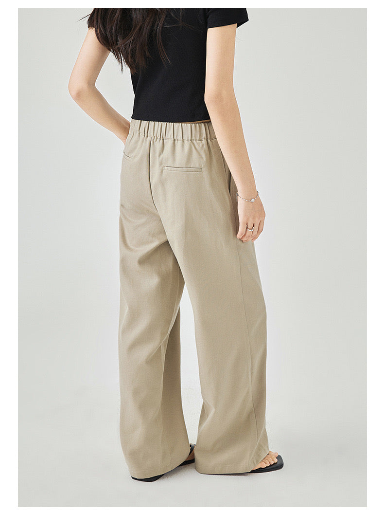 Women's Easy Pleated Work Pants in Khaki (Tencel) - Simply 