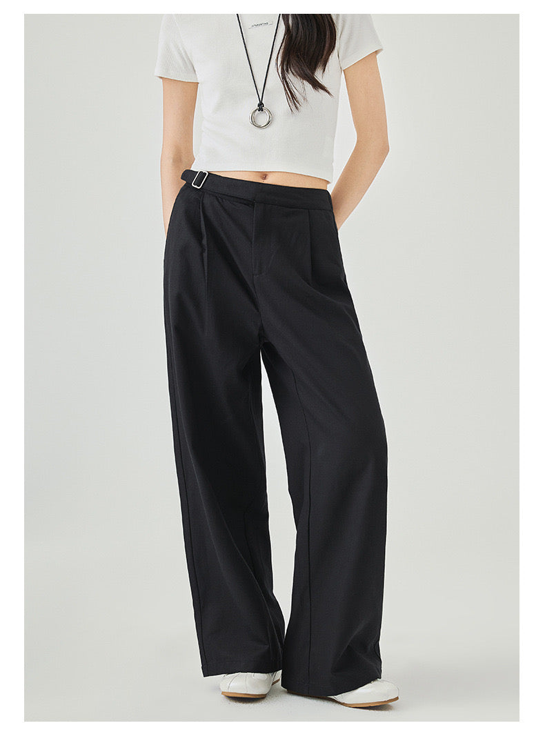 Women's Easy Pleated Work Pants in Black (Tencel) - Simply 