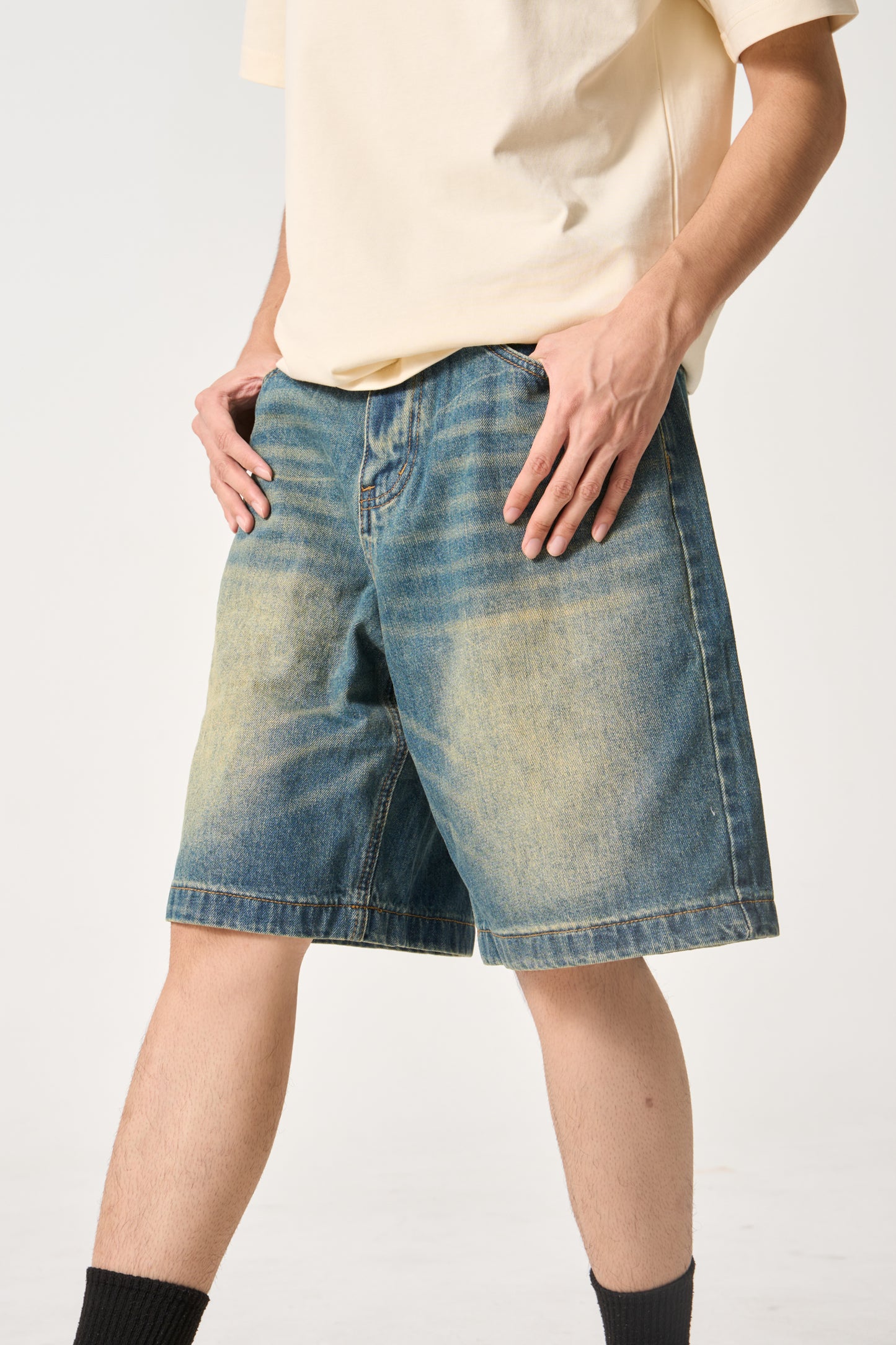 Simply . Unisex Knee Length Denim Shorts (Vintage Blue) - Simply 